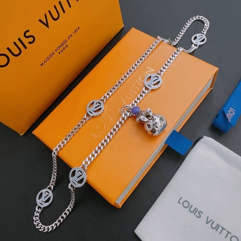 Louis Vuitton Necklaces